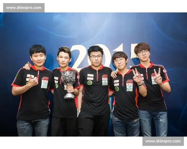 【重磅】LGD战队深度揭秘：从传奇的辉煌到浴血重生的新征程！