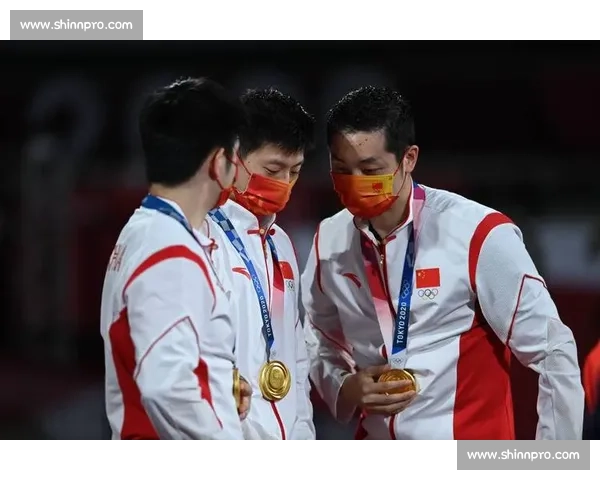 优雅与力量并存，乒乓球颁奖礼的视觉盛宴